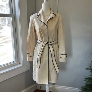 Coat with removable belt beige w/ black trim Regal‎ Regency Sz S
